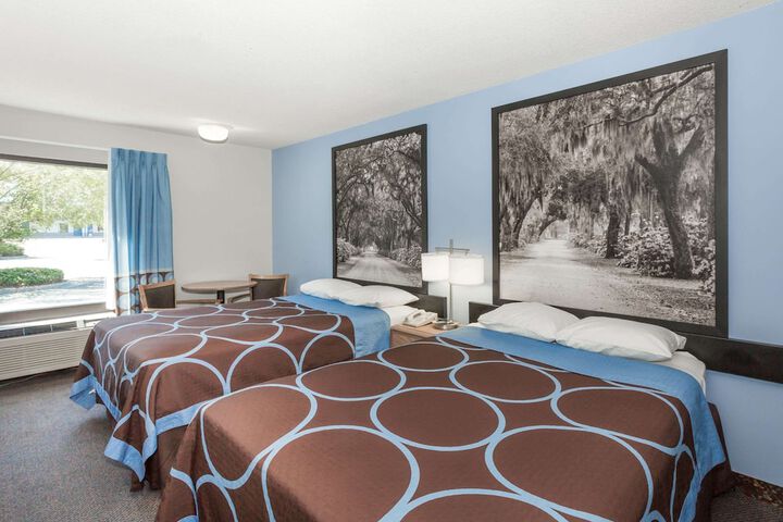 Room 17 of 20
