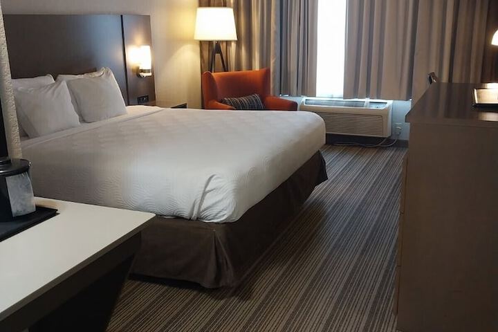 Country Inn & Suites by Radisson Platteville, WI