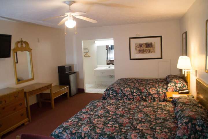 Room 16 of 24