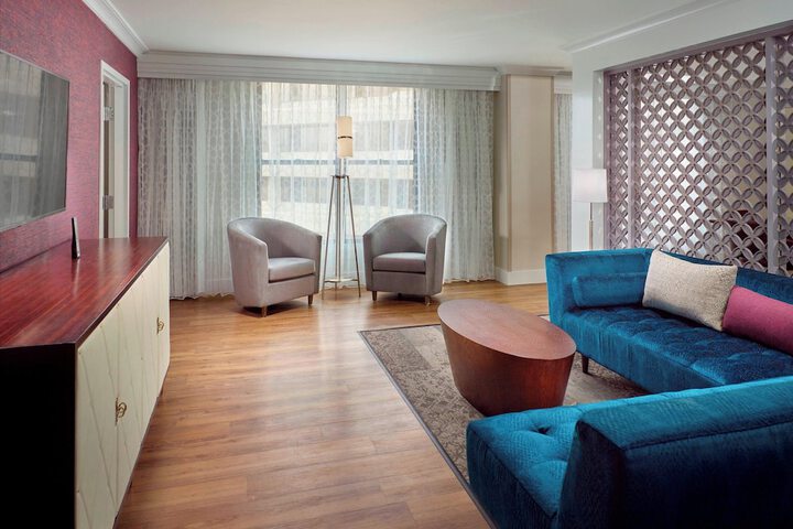 Room 27 of 45