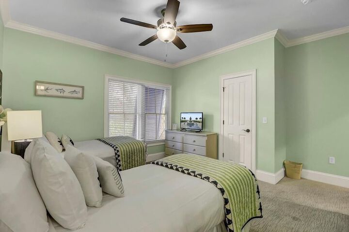 Room 34 of 45