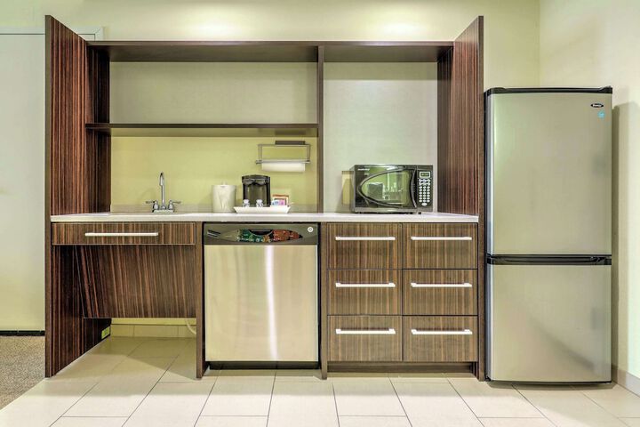 Home2 Suites by Hilton Erie PA