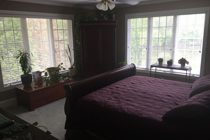 Room 49 of 75