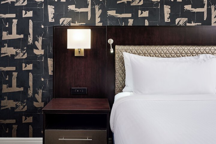 Hotel Alex Johnson Rapid City Curio Collection by Hilton