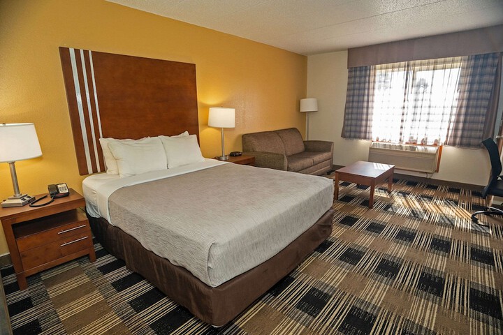 Room 25 of 36