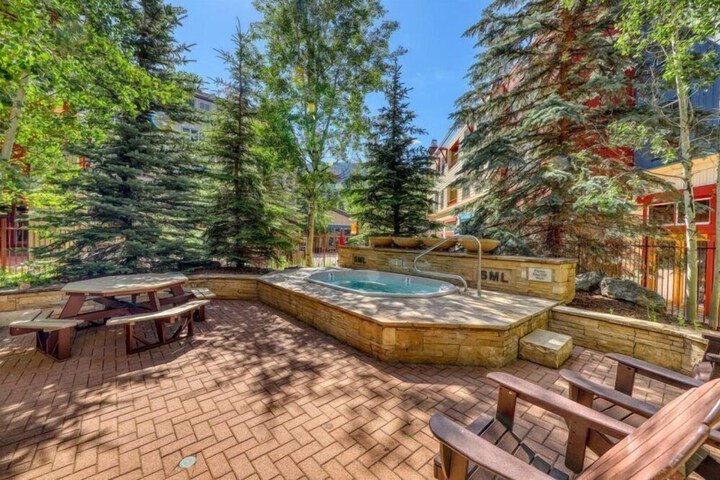 1 Bedroom Mountain Condo in River Run Village with Beautiful Mountain Views and Walking Distance to Ski