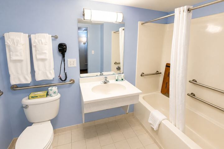 Atlantic Sands Hotel & Conference Center