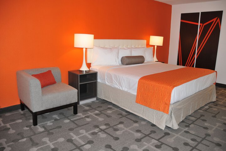 Room 12 of 29