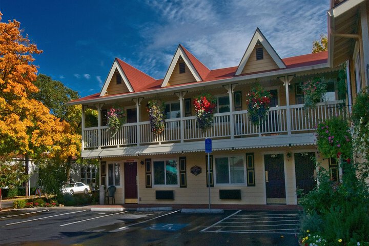Hotel 3 of 40