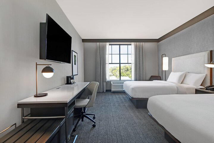 Room 20 of 40