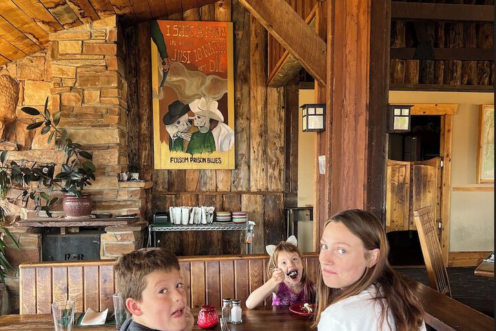 The Rim Rock Inn