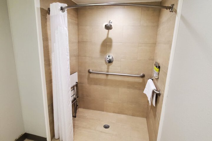 Room 40 of 62