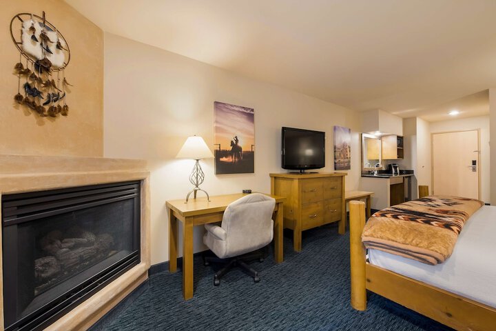 Room 32 of 63