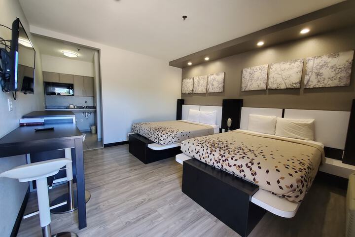 Room 8 of 26