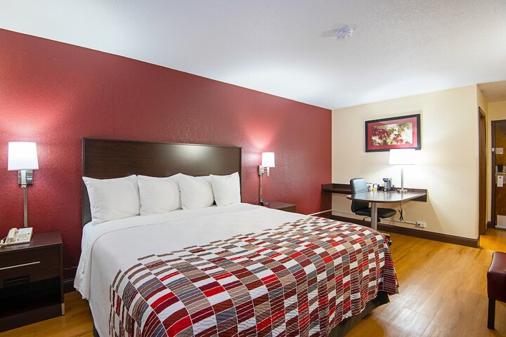Room 13 of 30
