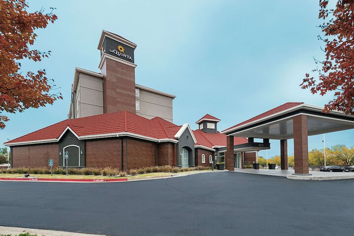 Hotel 6 of 52