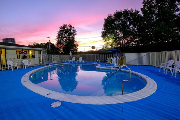 Pool 5 of 30