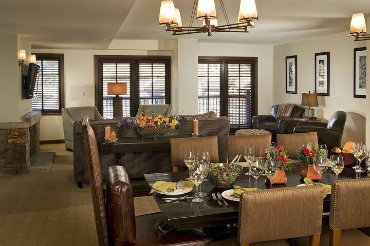 Madeline Hotel & Residences Auberge Collection