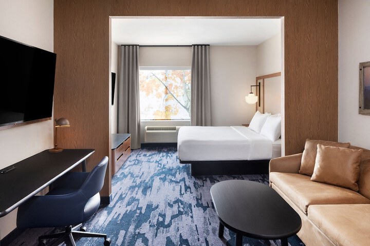Room 20 of 35