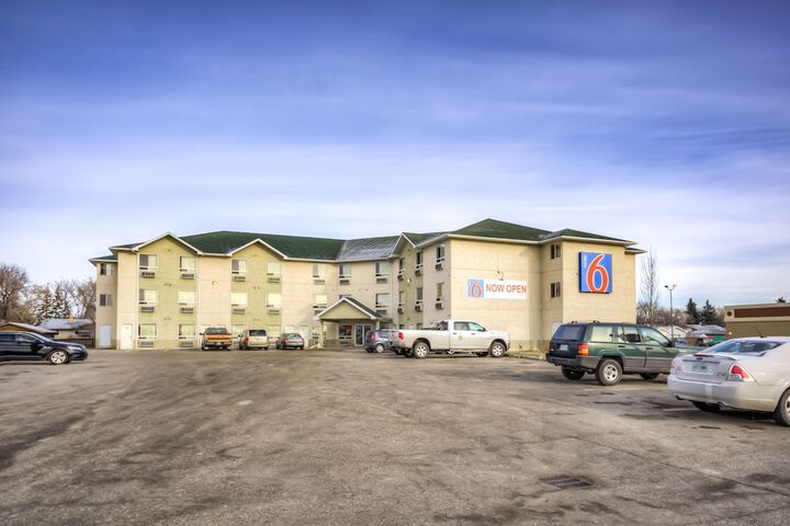 Hotel 4 of 93
