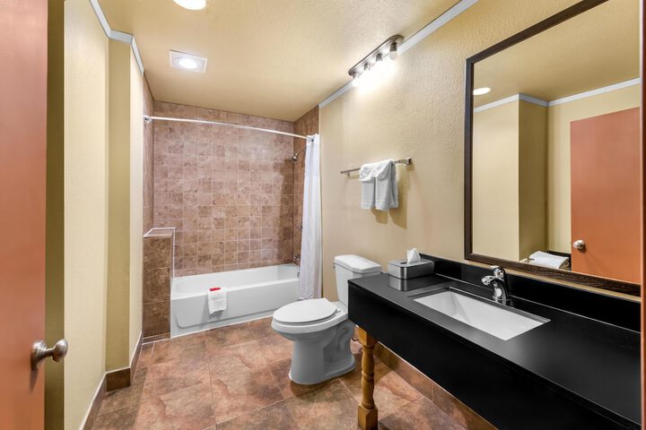 Red Lion Inn & Suites Blue Springs