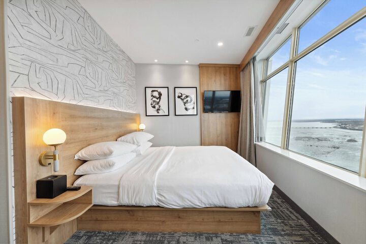 Room 21 of 39