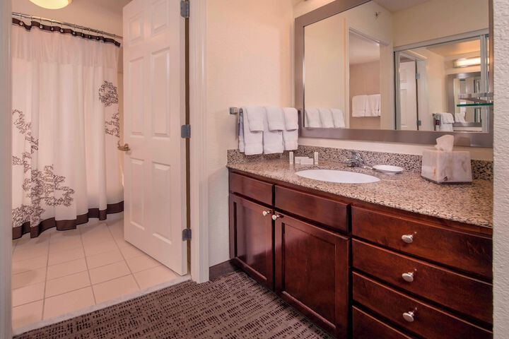 Room 15 of 46