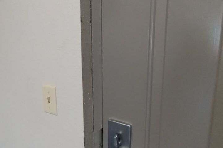 Room 18 of 48