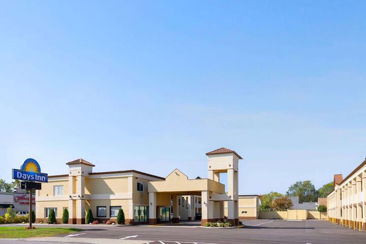 Days Inn by Wyndham Tonawanda / Buffalo