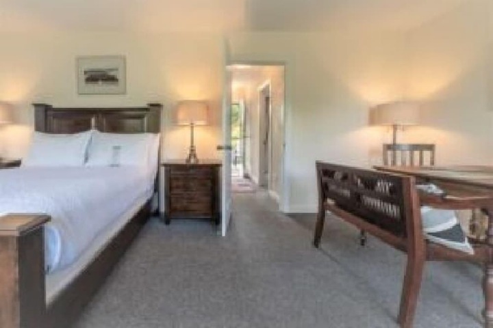 Room 21 of 63
