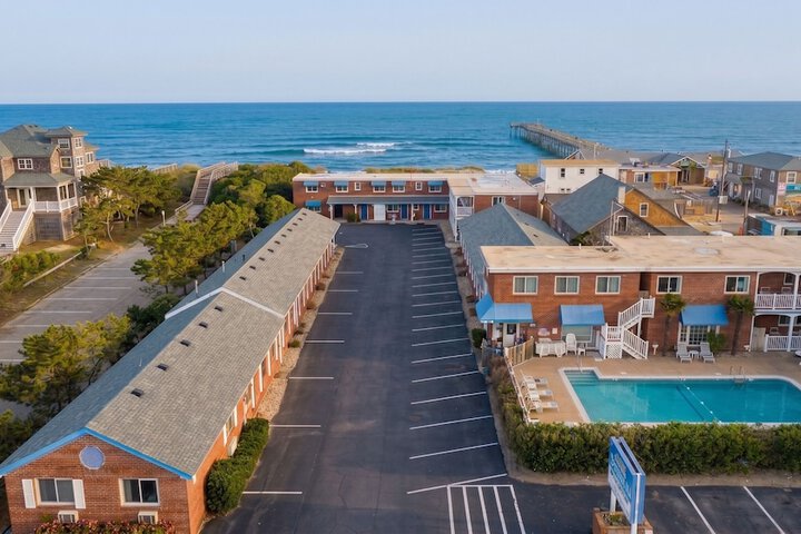 Colonial Inn Motel