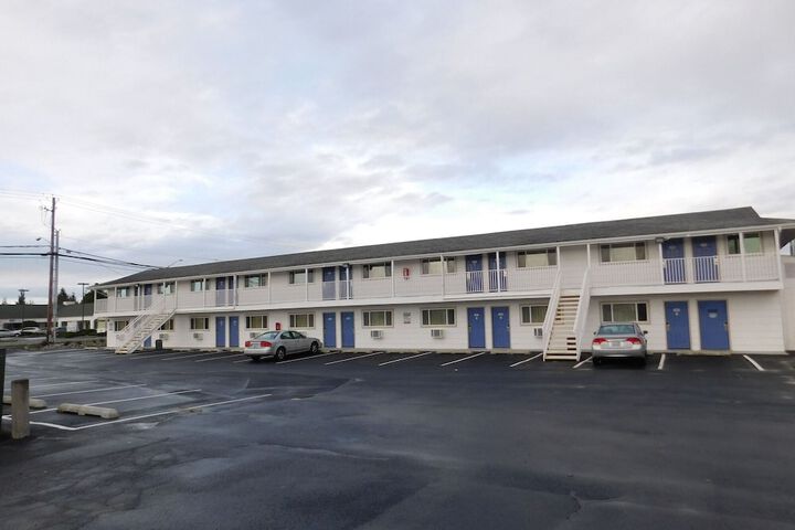 Motel 6 Burlington WA