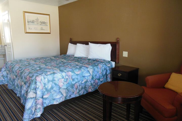 Room 21 of 48