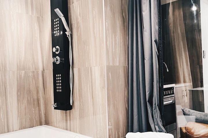 Room 44 of 54