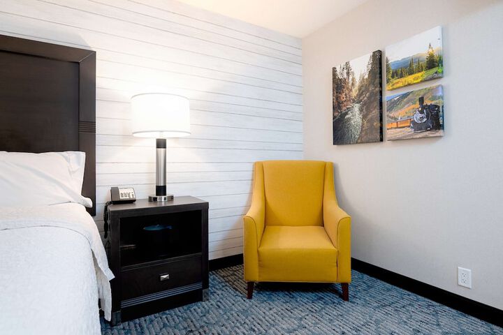 Room 28 of 73
