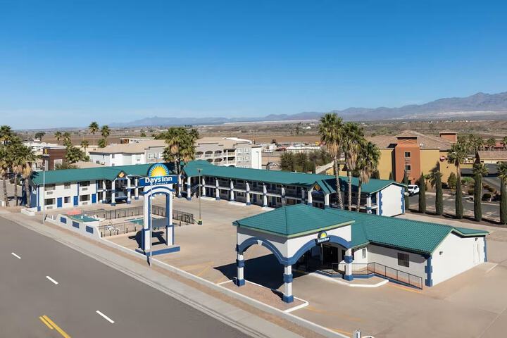 Days Inn by Wyndham Safford AZ