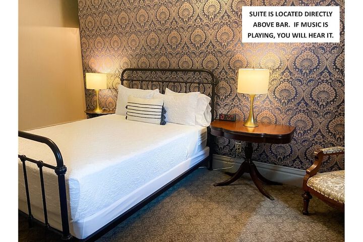 Room 25 of 57