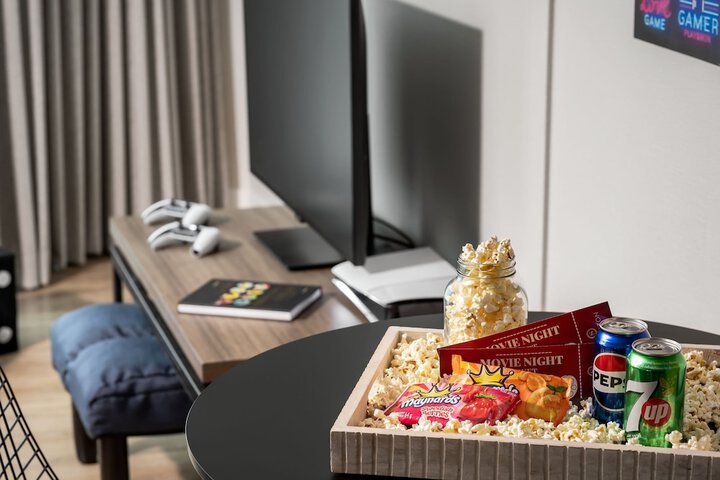 Sheraton Gateway Hotel in Toronto International Airport
