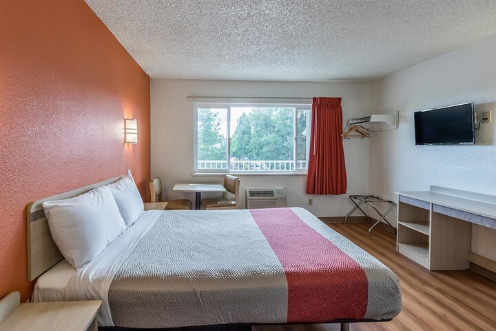 Room 22 of 30
