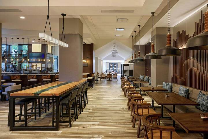 Pittsburgh Airport Marriott