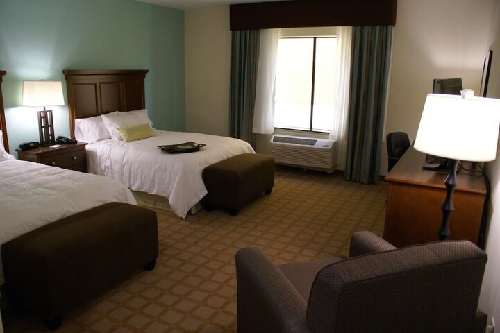 Room 9 of 20