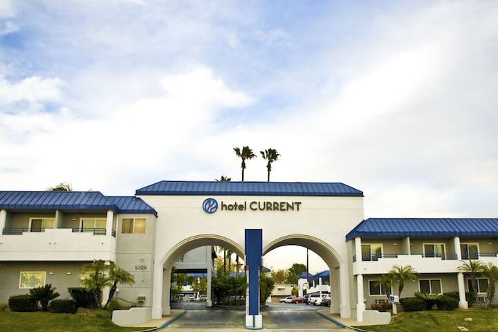 Hotel Current