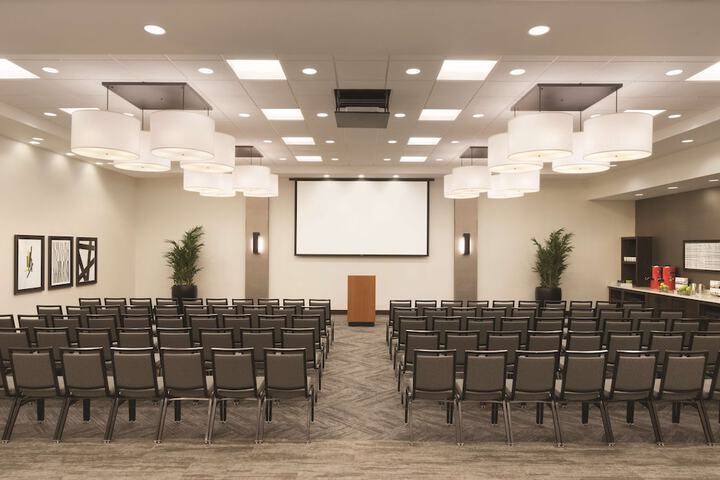Hyatt Place Chicago / OHare Airport