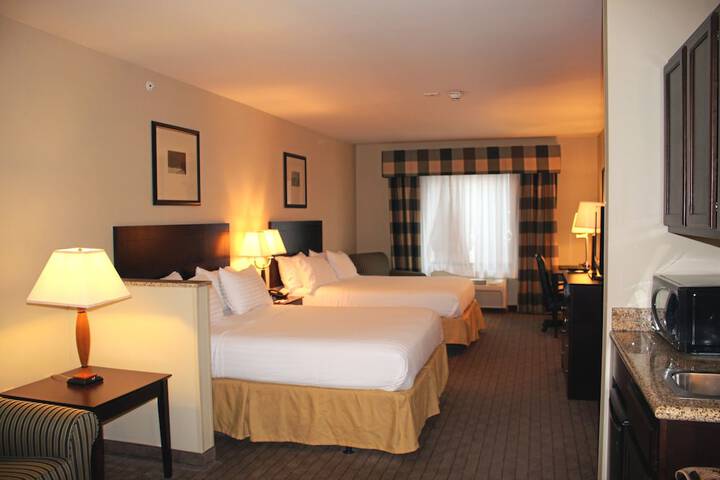 Room 16 of 48
