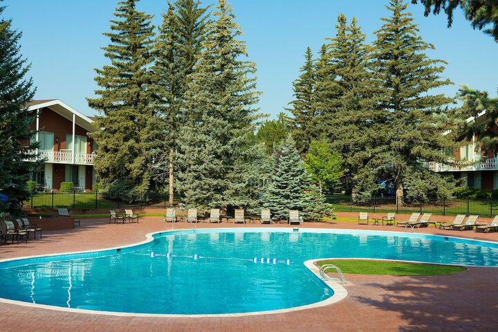 Pool 11 of 63