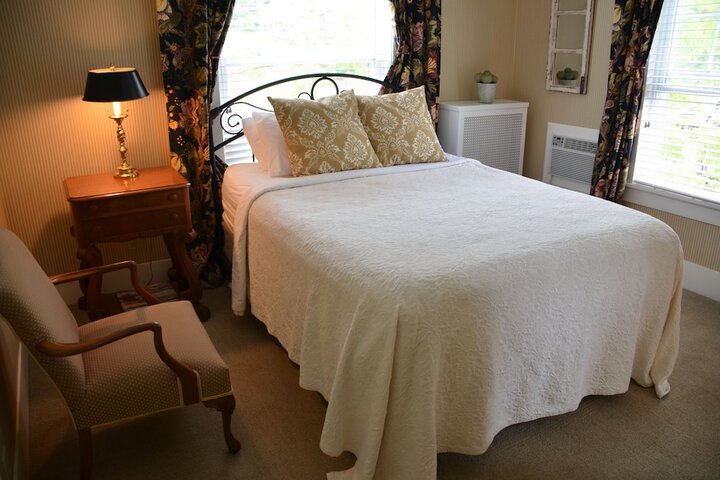 Room 28 of 41