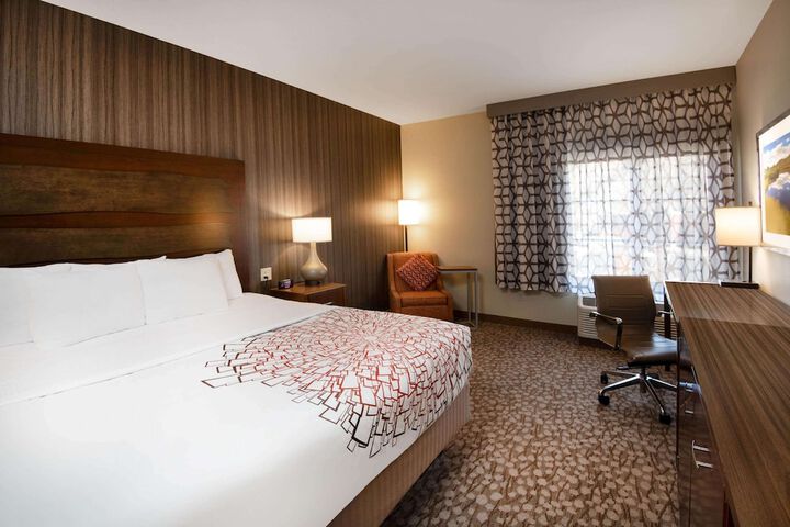 Room 18 of 30