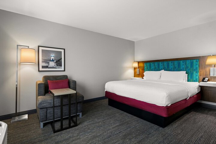 Room 19 of 37
