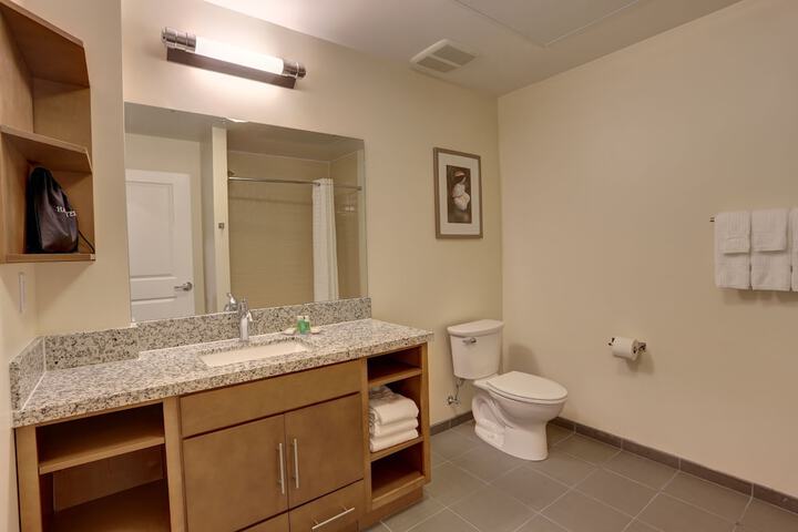Room 20 of 37