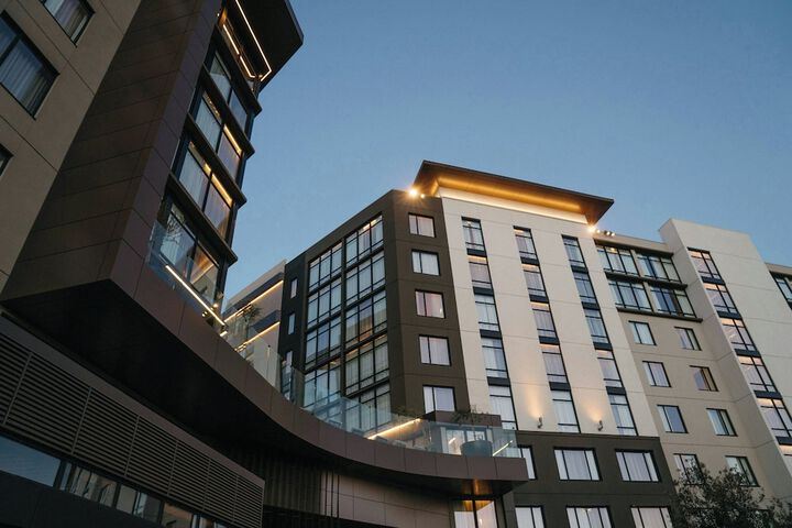 Hotel 2 of 65